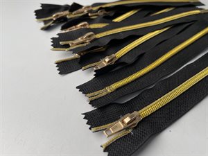 Sort lynlås - med metal guld tænder og ikke delbar, 18 cm